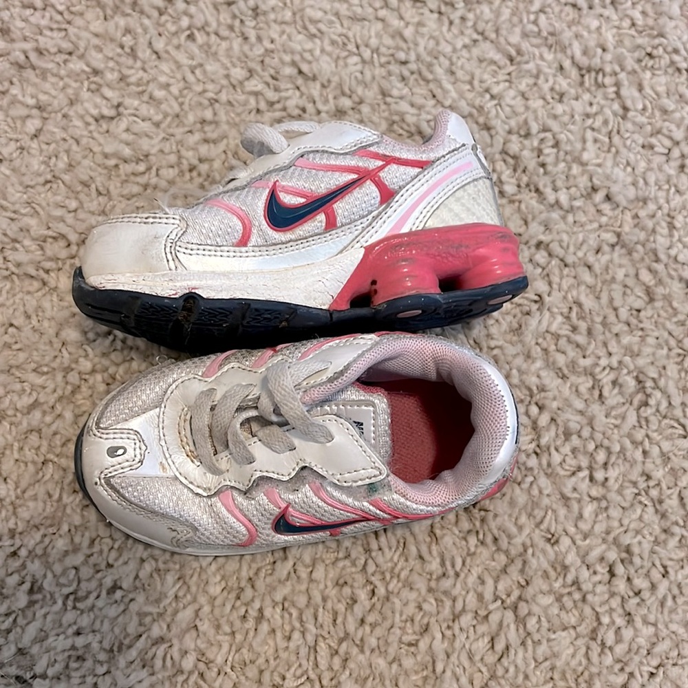 Nike shox for toddler girl size 6c OBO
